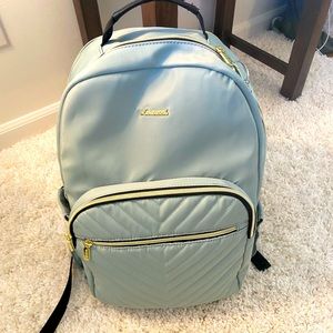 LaVook Backpack, light green, only been used twice.
